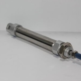 CILINDRO NEUMATICO DOBLE ACCION ISO 6432 EMBOLO 12MM CARRERA 100MM